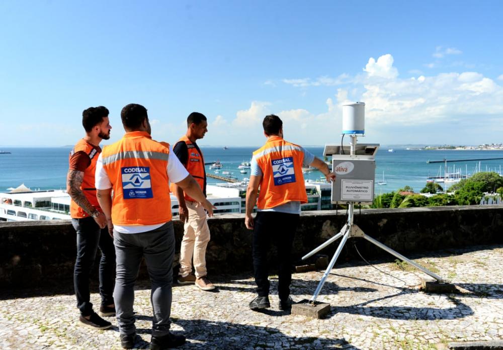 Visita de técnicos da Defesa Civil de Atalaia a Codesal.