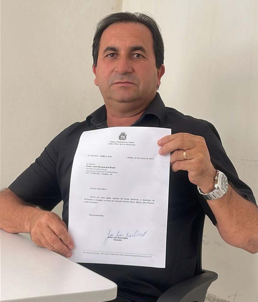 Vereador Neto Acioli solicita reposição de lâmpadas e limpeza de rua no Conjunto Aloisio Nonô