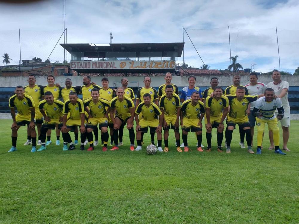 Amigos de Ouricuri goleia o Medeiros Master e avança para as semifinais do Campeonato Intermunicipal Master.