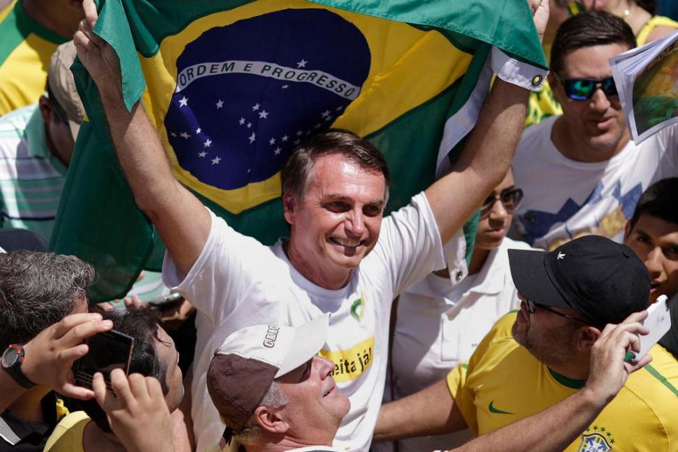 Bolsonaro abre grande vantagem, segundo último levantamento do Ibope.