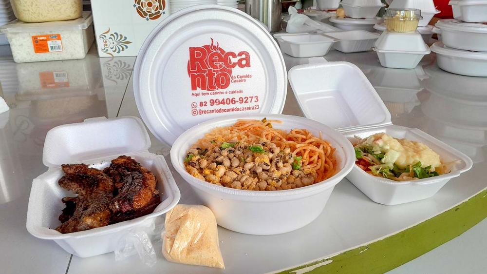 Recanto da Comida Caseira é referência em comida de qualidade em Atalaia.