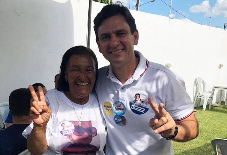 Ivanise Xararau ao lado do deputado estadual eleito, Marcelo Beltrão (MDB). 
