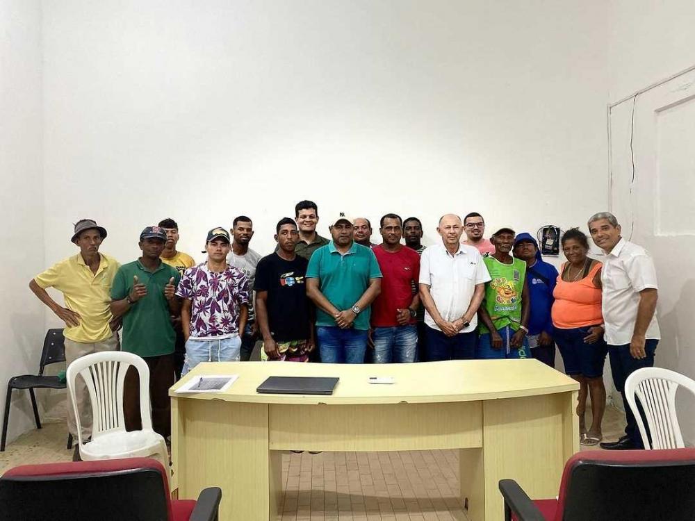 Secretaria de Agricultura reúne catadores para formar Associação em Atalaia.