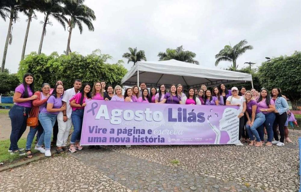 Prefeitura de Atalaia realiza passeio ciclístico em alusão ao Agosto Lilás.