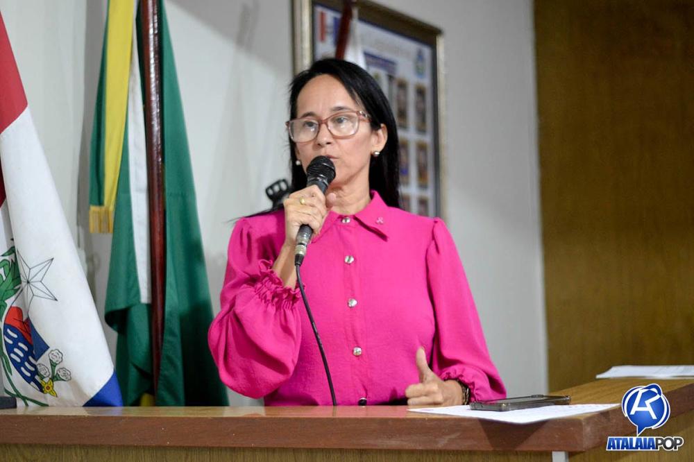 Indicação foi de autoria da vereadora Janaína do Cal (MDB).