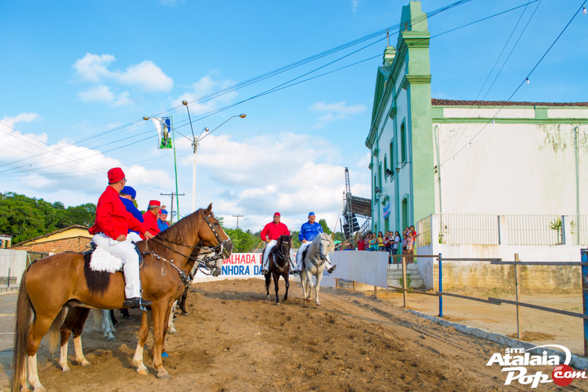 Cavalhada em homenagem ao Dia da Padroeira de Atalaia, Nossa Senhora das Brotas.