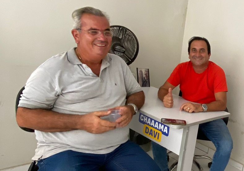 Neto Acioli recebeu a visita do ex-secretário de Agricultura do município, Claudio Acioly.