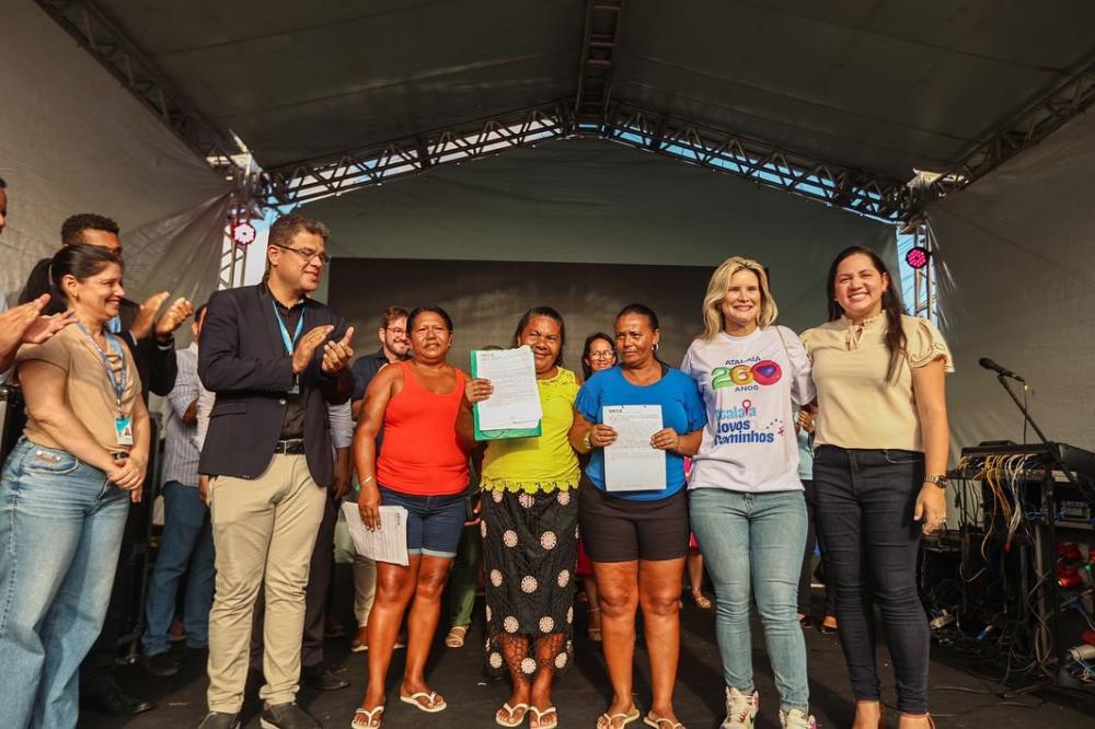 Solenidade fez parte da programação oficial, organizada pela Prefeitura de Atalaia, em comemoração ao aniversário da cidade.