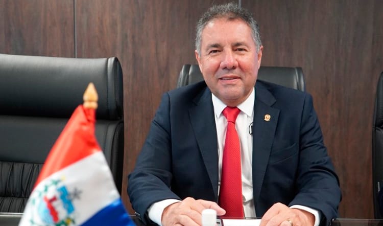 PGJ Márcio Roberto, concorrerá a vaga de desembargador do TJ/AL.