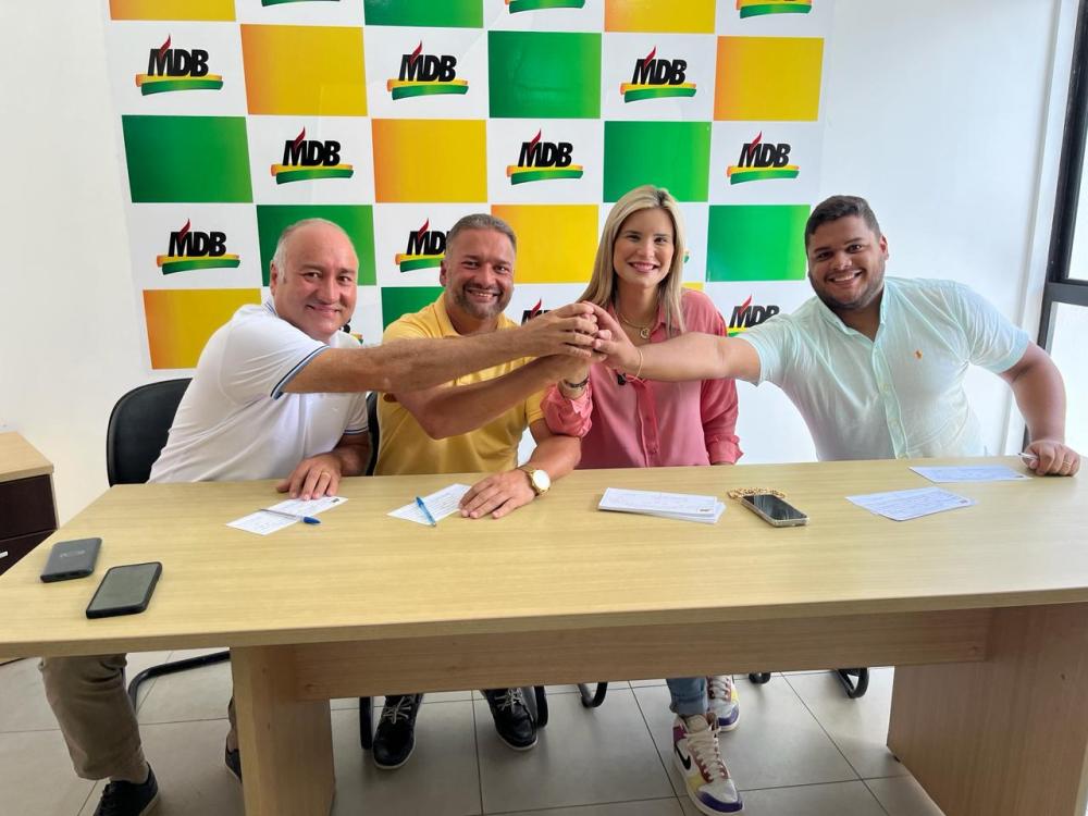 Em cerimônica de filiação, vereador Toni Barros reafirma seu compromisso com o MDB em Atalaia.