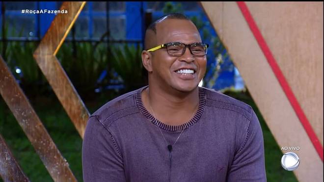 Aloísio Chulapa foi o quinto eliminado de A Fazenda 10.