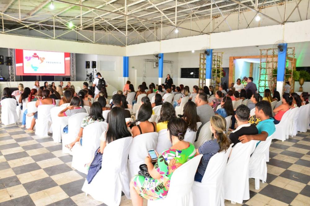 Lançamento do programa Progredir foi ralizado na tarde desta terça-feira (13)