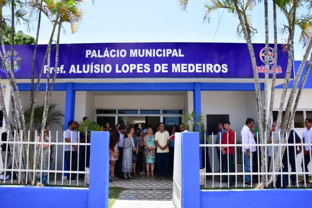 Homenagem foi uma iniciativa do prefeito Chico Vigário, através do Projeto de Lei 16/2017.