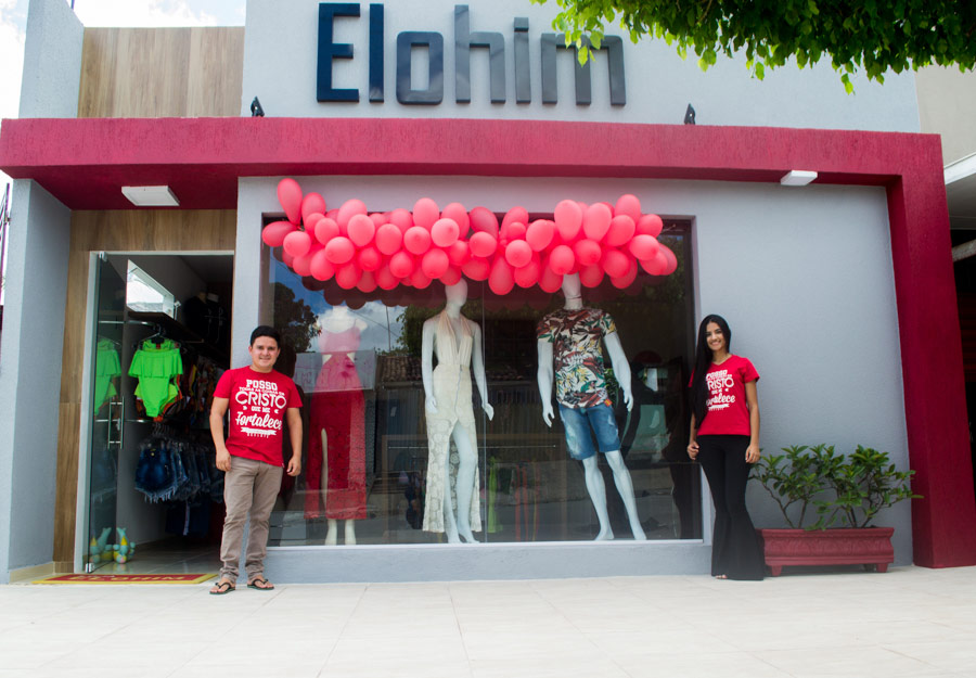 Loja ELOHIM é organizada pelo casal de empresários Júnior Calheiros e Nathalia Tenório.
