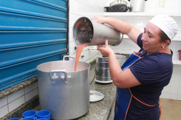 Processo abrange atividades como preparo de refeições(Fotos: Valdir Rocha)