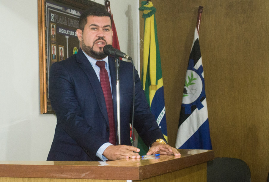 Vereador Marcos Rebollo fez uso da Tribuna na sessão desta terça-feira, dia 23 de abril.