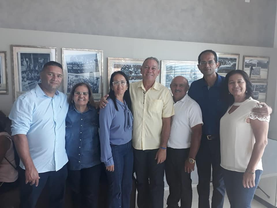 Vereadores representam a Câmara de Atalaia na reunião.