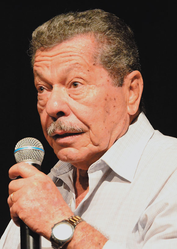 Poeta e Escritor Tito Cavalcante de Alencar.