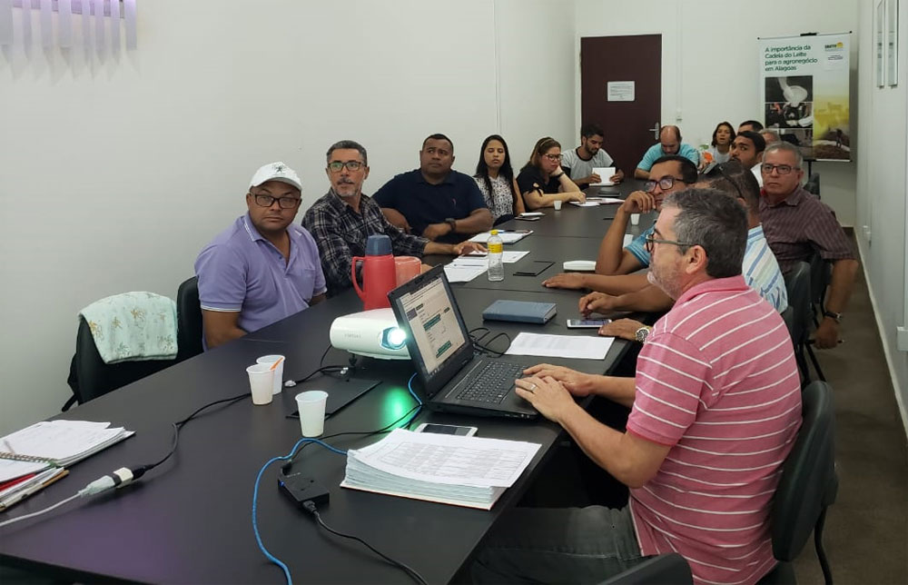 Reunião foi realizada na EMATER-AL.