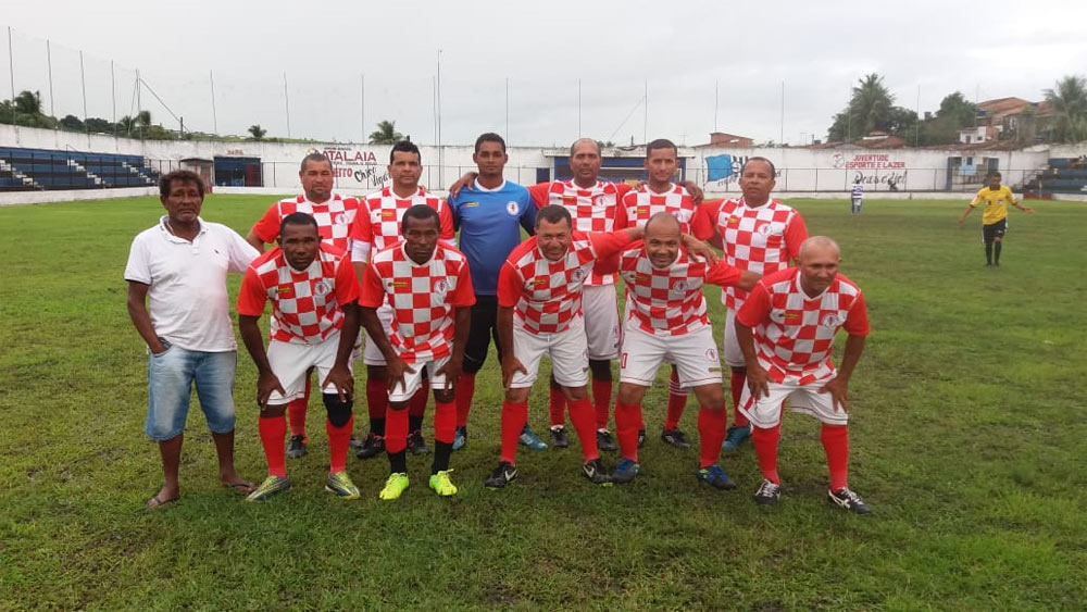 Com empate, Branca disperdiçou a chance de aproximar da liderança. 