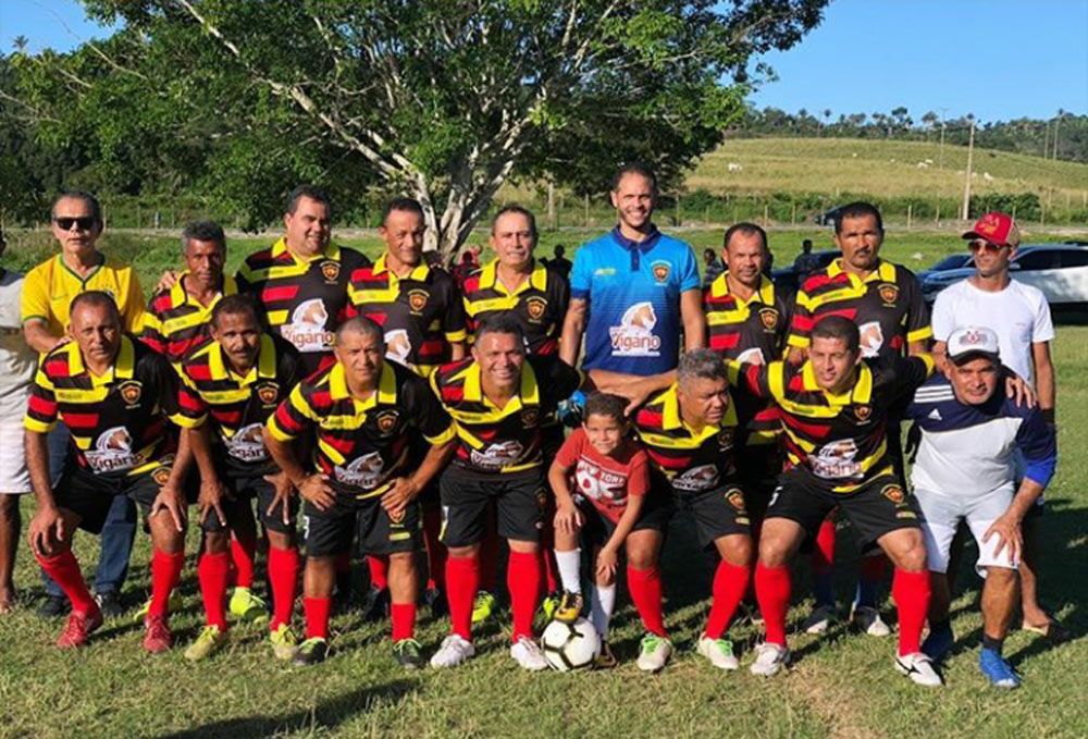 Prefeito Chico Vigário acompanhou o clássico da rodada entre Sport e Deus É Fiel.