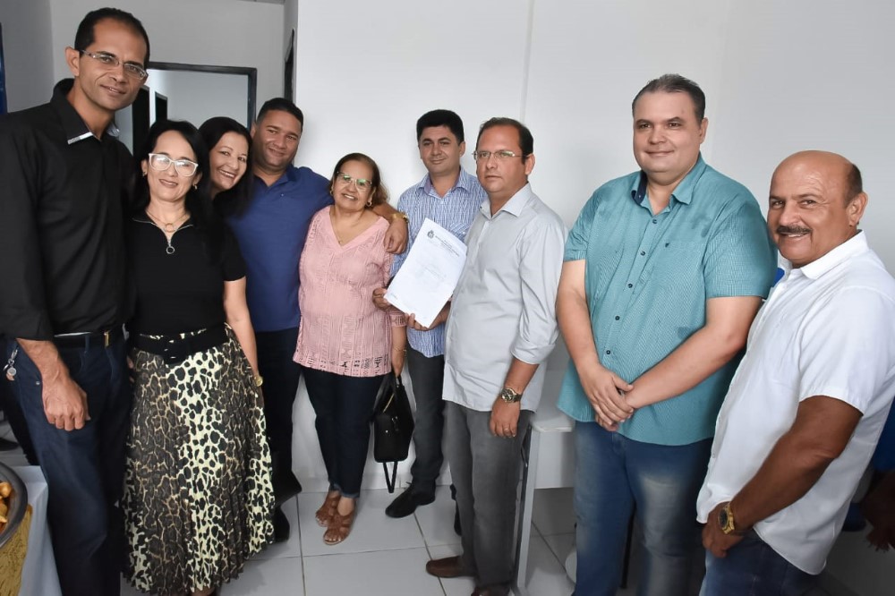 Vereadores prestigiam inauguração da nosa sede da PGM.