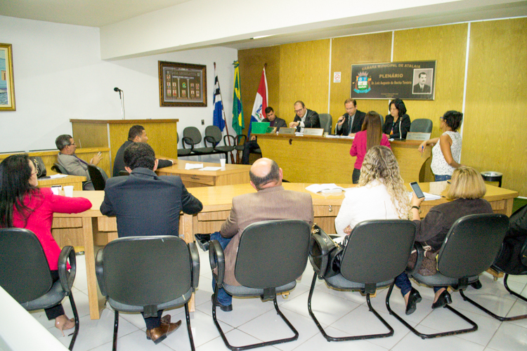 Sessão da Câmara Municipal de Atalaia.