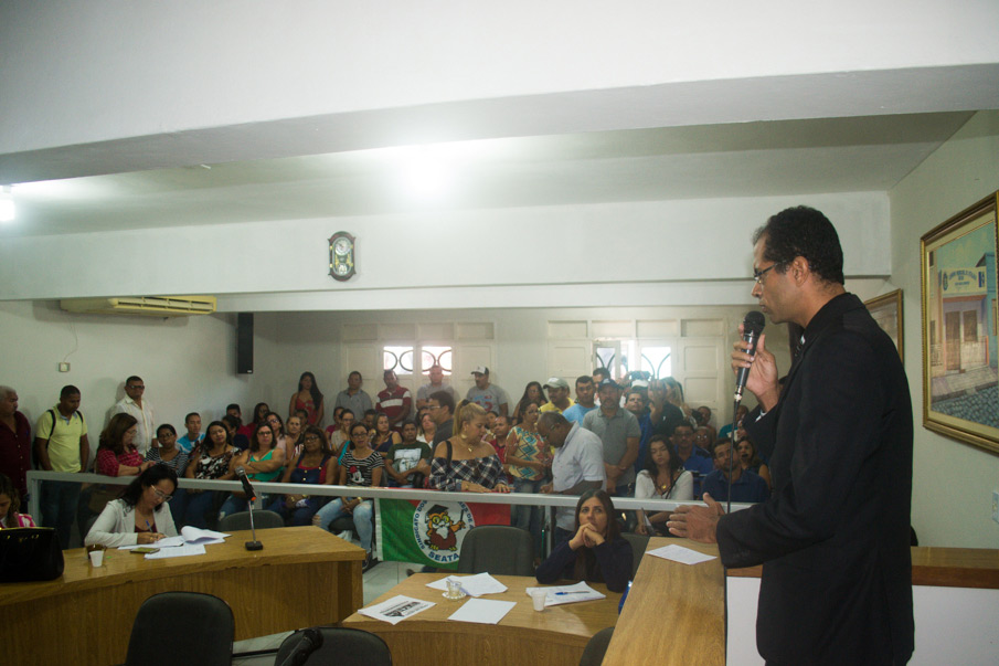 Vereador Ricardo Calheiros fazendo uso da Tribuna.