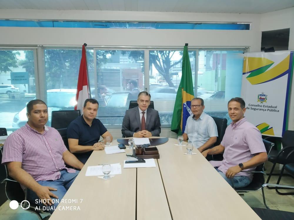 Prefeito Chico Vigário participa de reunião na Conseg.