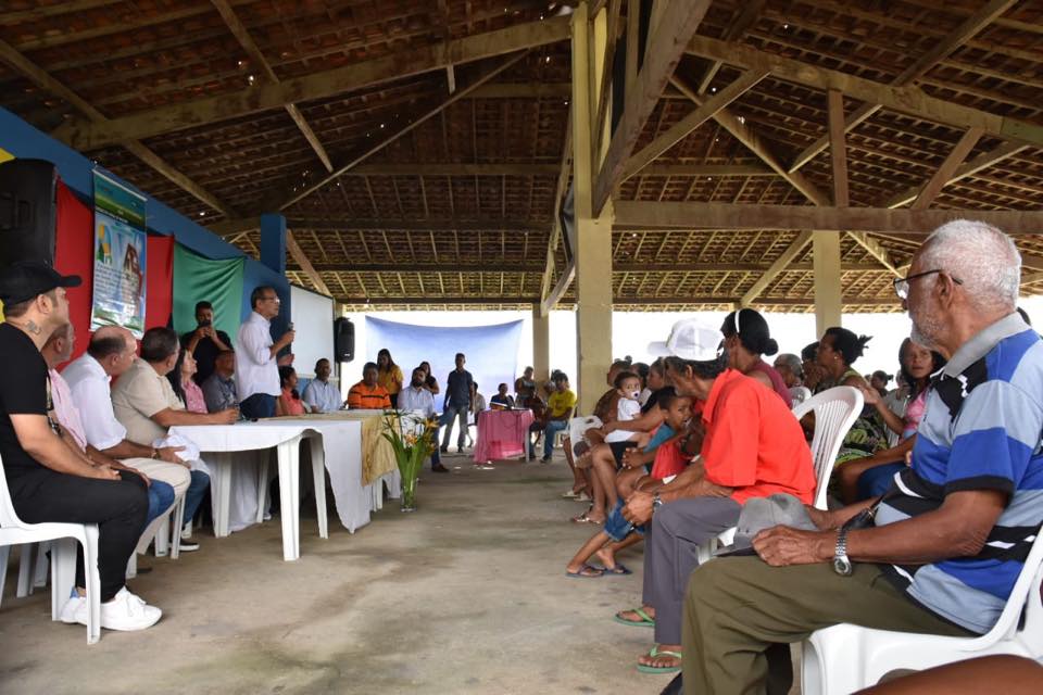 Prefeito Chico Vigário destaca importância do projeto para a comunidade. Foto: Alberto Vicente 