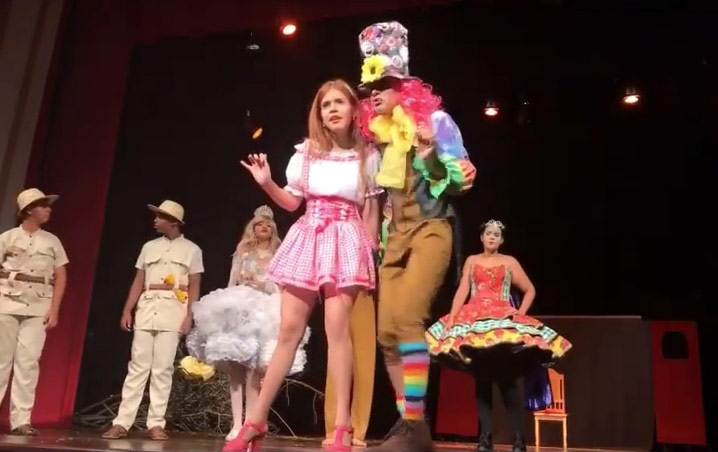 Grupo Atuar é formando por alunos do Centro Educacional O Pequeno Príncipe.