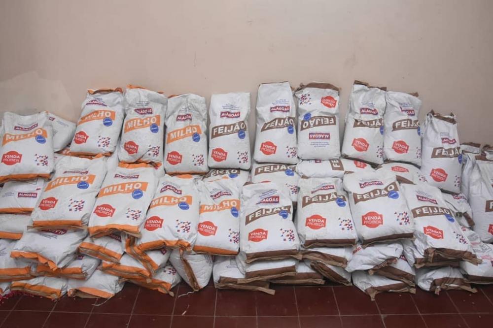 Sementes para os pequenos agricultores de Atalaia