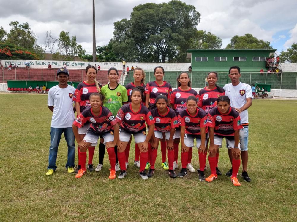 Equipe de Futebol Feminino do Sport Atalaia.