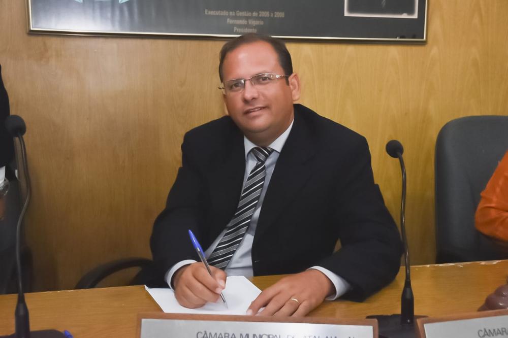 Indicações foram apresentadas pelo vereador Alexandre na sessão ordinário desta terça-feira (18).