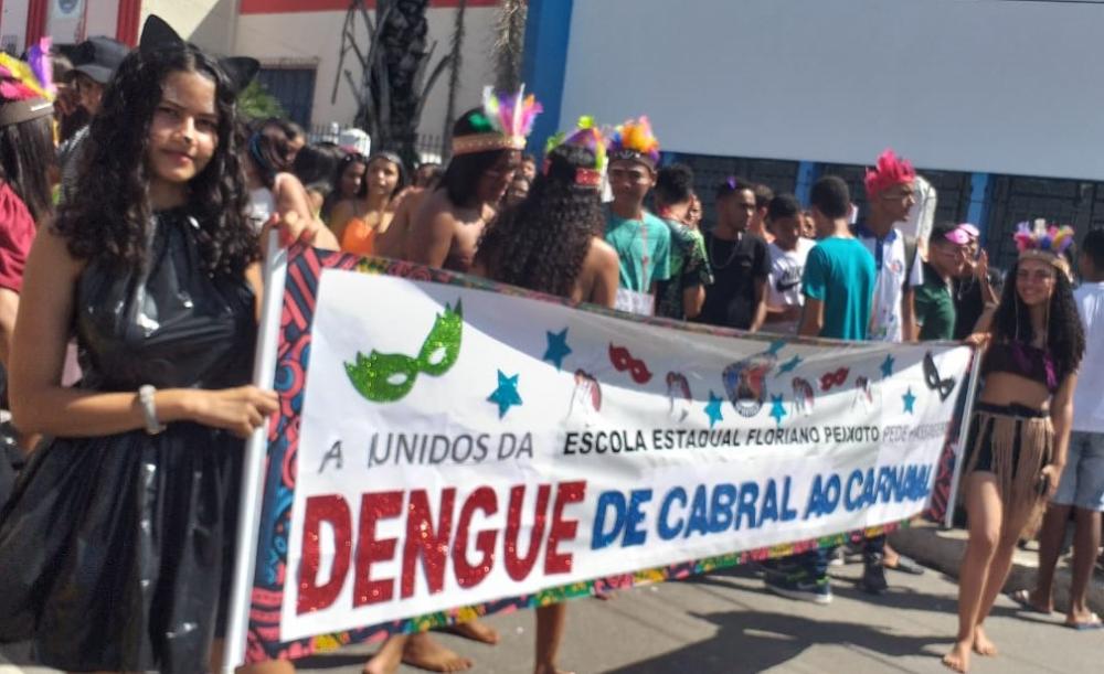 Escola Estadual Floriano Peixto saiu às ruas da cidade para levar mensagem de combate ao Aedes Aegypti.