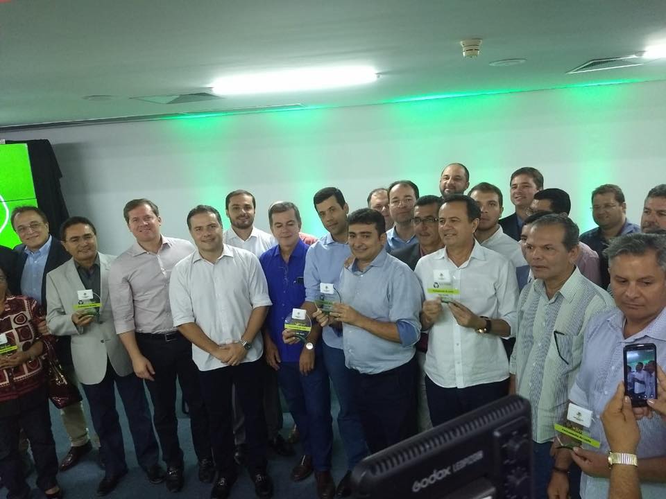 Chico Vigário recebe homenagem pelo fim do lixão em Atalaia